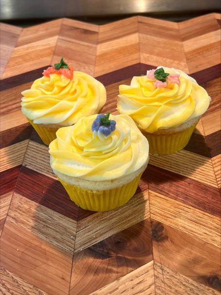 Lemon cupcakes